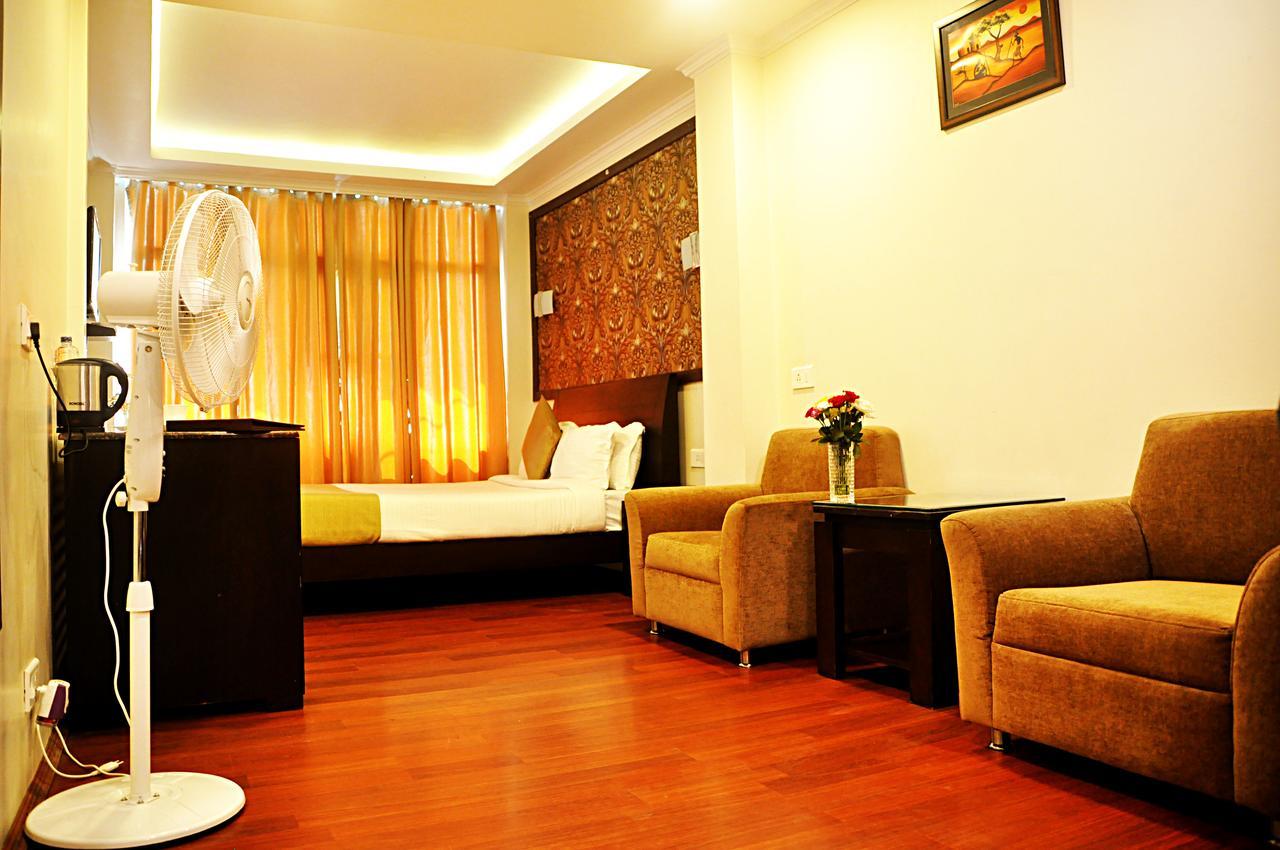 Hotel Sher-E-Punjab & Spa 甘托克 外观 照片